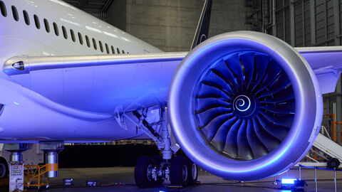 Turbine des Flugzeugs.