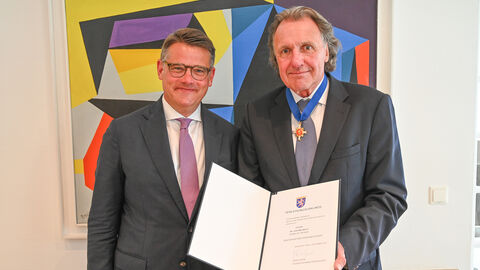 Ministerpräsident Boris Rhein und Dr. Joachim Unseld